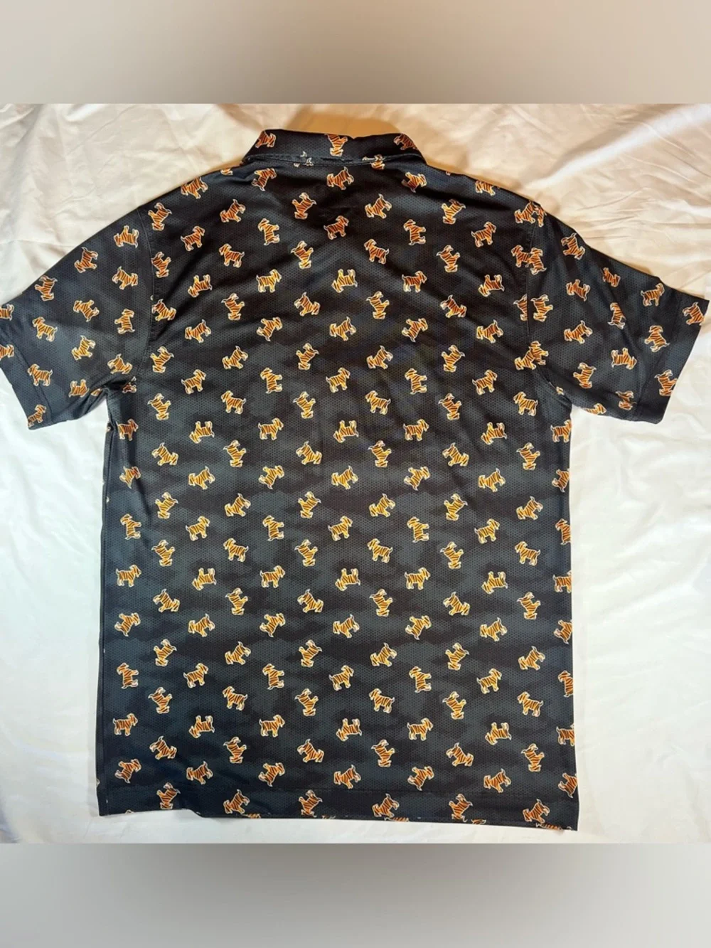 Waggle Golf Polo Shirt Mens Medium "The Goat" Tiger Print Performance Stretch - Picture 7 of 7